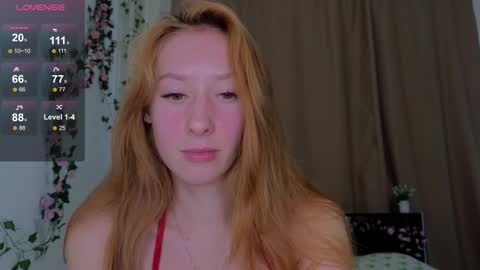 candy_flosse online show from 10.05.25