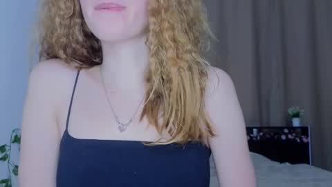 candy_flosse online show from 10.07.25