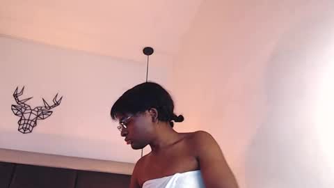 CANDY LOVE  DANNA online show from 11.30.25