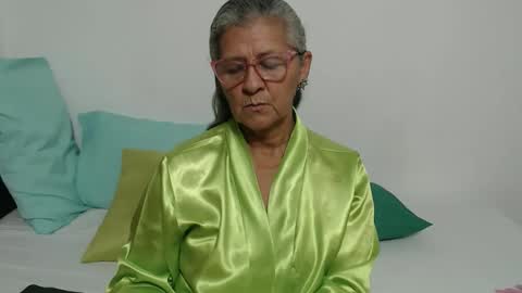 Snapshot of candy_mature_ chatting on 03.28.26 candy online show from 03.28.26