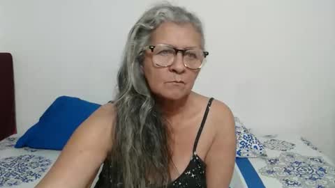 Snapshot of candy_mature_ chatting on 04.14.26 candy online show from 04.14.26