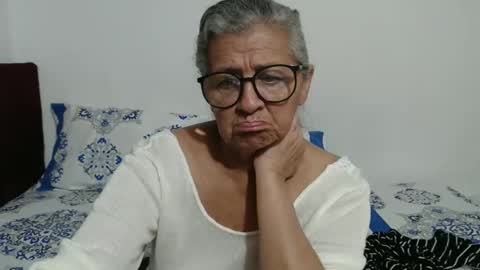 Snapshot of candy_mature_ chatting on 04.25.26 candy online show from 04.25.26