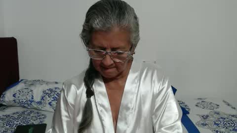 Snapshot of candy_mature_ chatting on 04.28.26 candy online show from 04.28.26