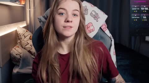 Snapshot of candy_meggie chatting on 01.30.25 Megan online show from 01.30.25