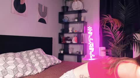Snapshot of candy_sandy_ chatting on 01.23.25 Sandy online show from 01.23.25