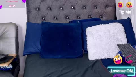 YECENIA - online show from 05.09.26