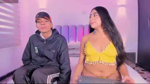 Snapshot of candyandmarilyn chatting on 11.16.25 and MarilynHot online show from 11.16.25