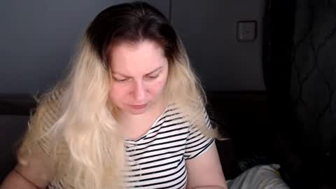 Laura online show from 02.02.26