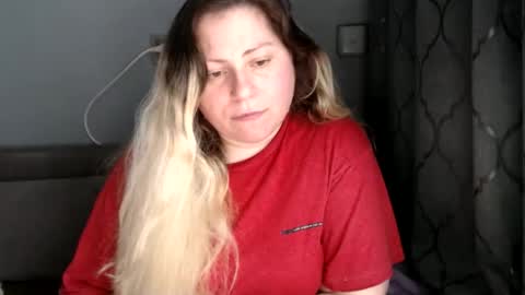Laura online show from 05.11.26