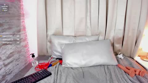 Snapshot of candycuckol chatting on 12.10.24 Candy online show from 12.10.24