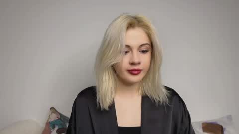 You can call me HH online show from 01.15.26