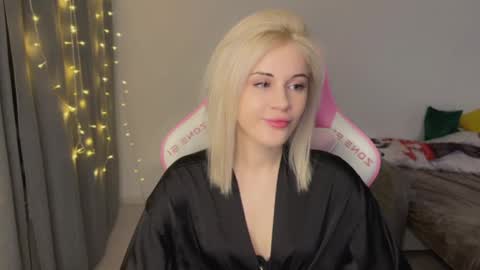 You can call me HH online show from 02.13.26