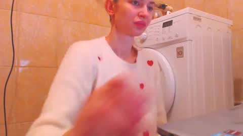 CANDYJESx online show from 02.04.25