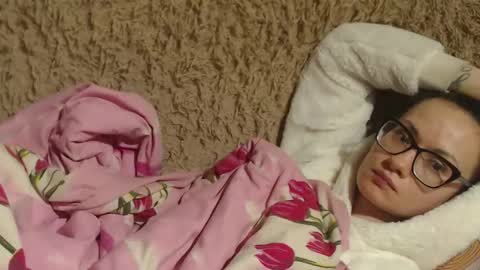 say meow and send tip  online show from 02.03.25