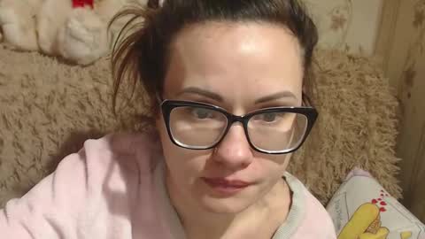 say meow and send tip  online show from 02.20.25