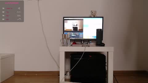 Snapshot of candyliciousss chatting on 01.04.25 candyliciousss online show from 01.04.25