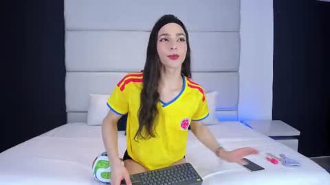 candyluxury_ online show from 06.23.26