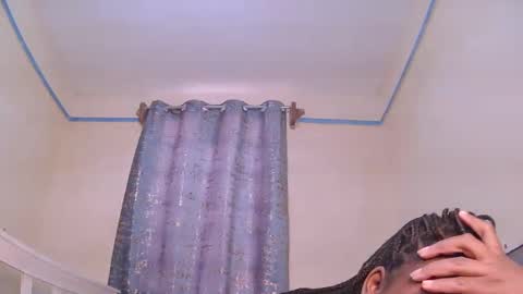 Snapshot of candymia3 chatting on 02.09.25 Candice online show from 02.09.25