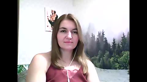 Snapshot of candyolime chatting on 02.09.25 Daisy online show from 02.09.25