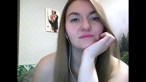 Snapshot of candyolime chatting on 02.28.25 Daisy online show from 02.28.25