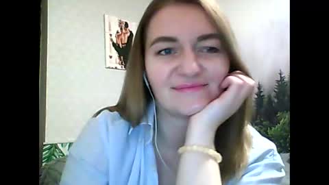 Snapshot of candyolime chatting on 03.07.25 Daisy online show from 03.07.25