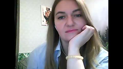 Snapshot of candyolime chatting on 03.09.25 Daisy online show from 03.09.25