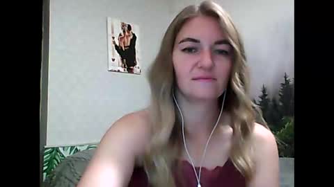 Snapshot of candyolime chatting on 09.09.25 Daisy online show from 09.09.25