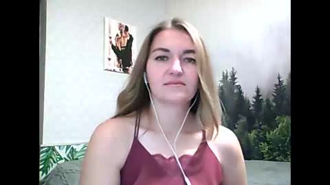 Snapshot of candyolime chatting on 10.02.25 Daisy online show from 10.02.25