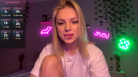 Snapshot of candyrass chatting on 05.29.26 Candy online show from 05.29.26