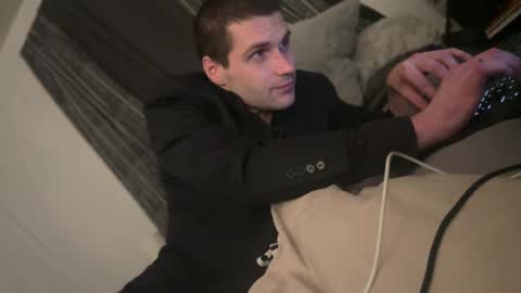 ColeKaine online show from 01.01.25