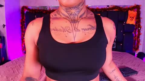 Aura  online show from 10.11.25