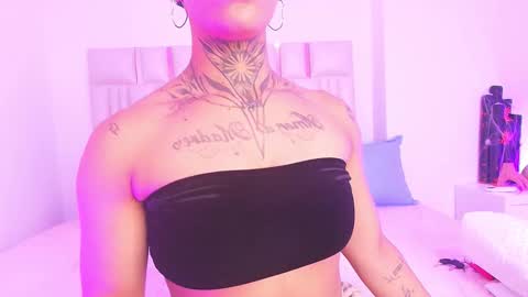 Aura  online show from 10.28.25