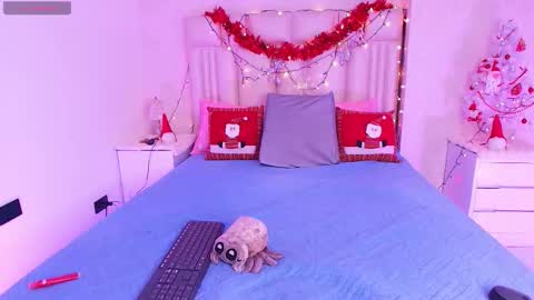 Aura  online show from 12.02.25