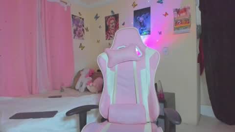 Canela online show from 02.15.25