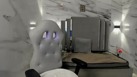 Canndy Evanns online show from 12.30.24