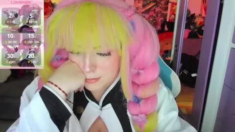 Snapshot of canndy_new chatting on 10.25.25 Canndyy Daniela online show from 10.25.25