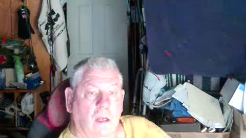 Snapshot of canoelicker69 chatting on 09.26.25 canoelicker69 online show from 09.26.25
