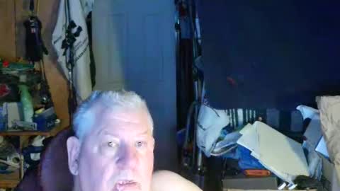 Snapshot of canoelicker69 chatting on 09.28.25 canoelicker69 online show from 09.28.25