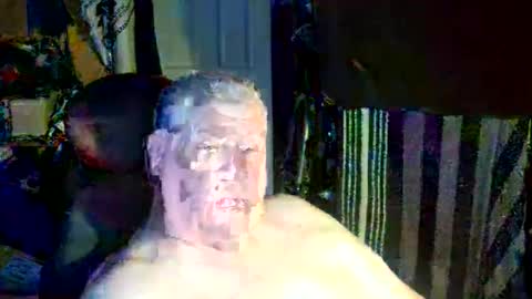 Snapshot of canoelicker69 chatting on 10.19.25 canoelicker69 online show from 10.19.25