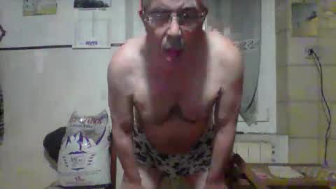 Snapshot of cantera577 chatting on 11.15.25 cantera577 online show from 11.15.25