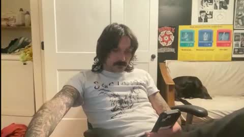 Snapshot of cantleavethehouse chatting on 02.12.26 cantleavethehouse online show from 02.12.26