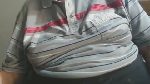 Snapshot of capitanfuturo44 chatting on 09.21.25 Cinzia ex regina online show from 09.21.25