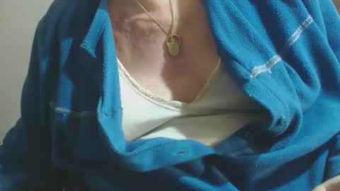 Snapshot of capitanfuturo44 chatting on 09.28.25 Cinzia ex regina online show from 09.28.25