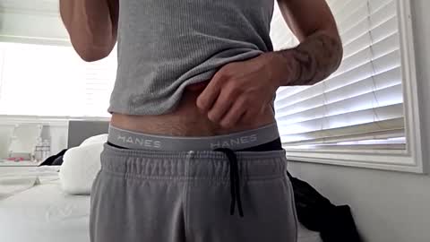 Snapshot of cappinrc8 chatting on 12.18.25 cappinrc8 online show from 12.18.25