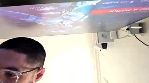 Snapshot of cappinrc8 chatting on 12.21.25 cappinrc8 online show from 12.21.25