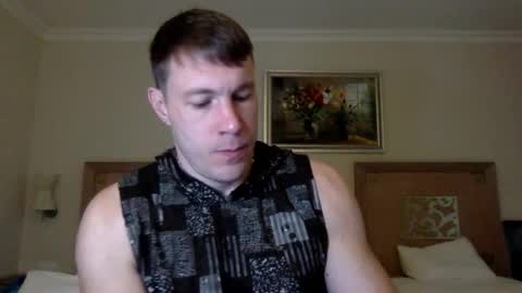 Snapshot of capt_oliver chatting on 04.17.26 follow my twitter online show from 04.17.26
