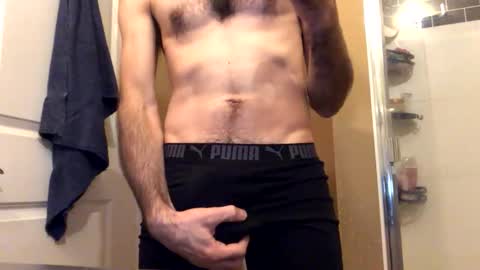 Snapshot of captainbalboa chatting on 10.26.25 captainbalboa online show from 10.26.25