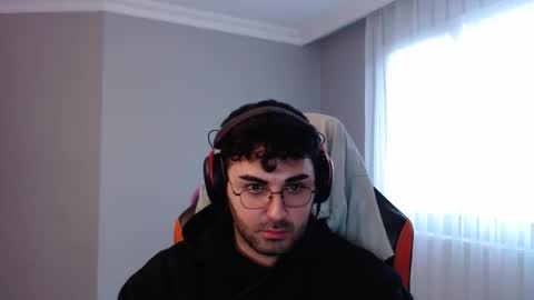 Snapshot of captainshanks chatting on 03.29.26 captainshanks online show from 03.29.26