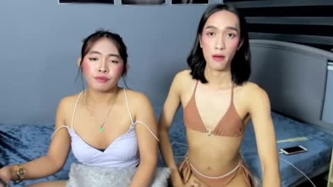 Snapshot of captivatingyumi chatting on 02.16.25 Yumi Aera online show from 02.16.25