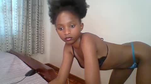 Snapshot of carababey chatting on 02.24.25 carababey online show from 02.24.25